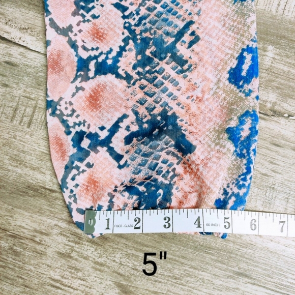 Anthropologie Figuerca & Flower Art to Wear V-Neck Sheer Blouse Animal Print L - Picture 8 of 9